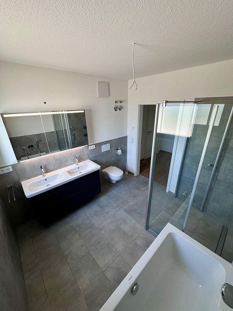 Pronájem bytu 3+kk 107 m², Harthäuser Straße 18, Igersheim, Bádensko-Württembersko Pronájem bytu 3+kk 107 m², Harthäuser Straße 18, Igersheim, Bádensko-Württembersko