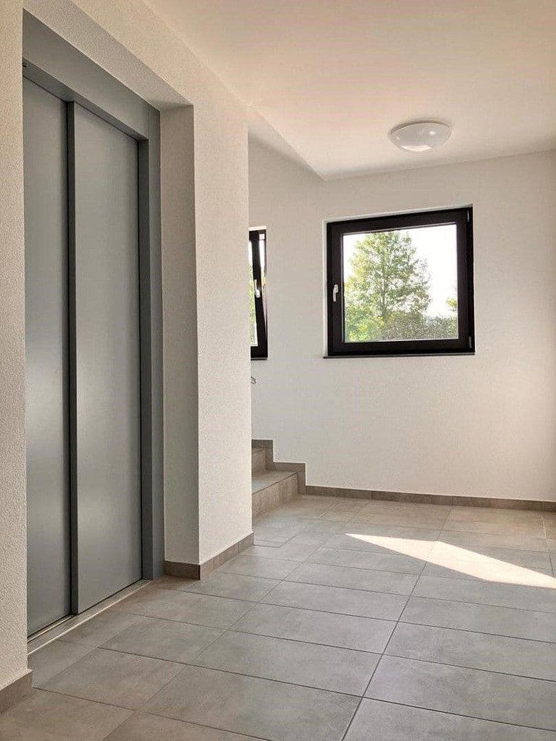 Pronájem bytu 3+kk 107 m², Harthäuser Straße 18, Igersheim, Bádensko-Württembersko Pronájem bytu 3+kk 107 m², Harthäuser Straße 18, Igersheim, Bádensko-Württembersko