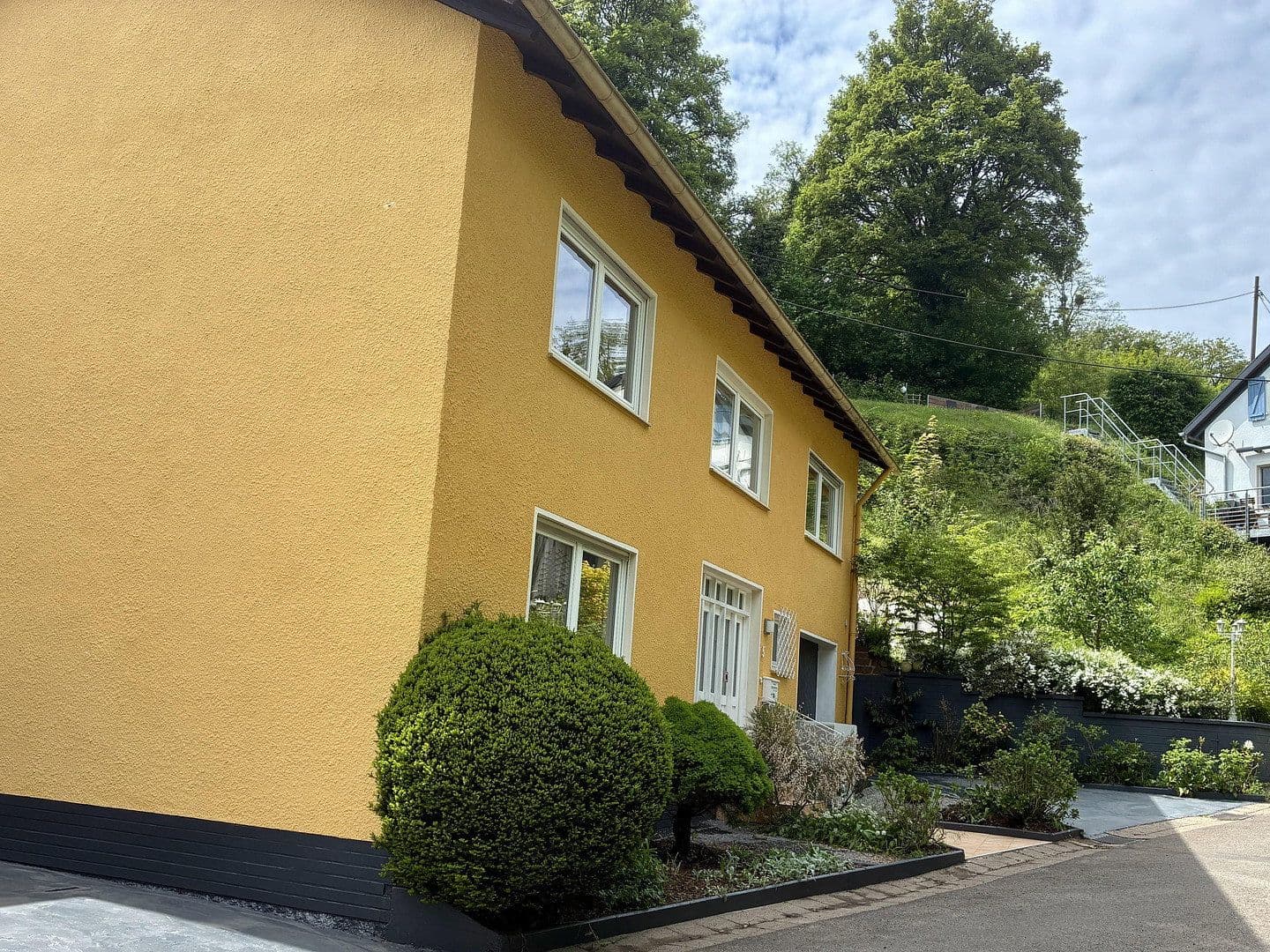 Prodej domu 163 m², pozemek 543 m², Schoppachstr.5, Rehlingen-Siersburg, Země Sársko Prodej domu 163 m², pozemek 543 m², Schoppachstr.5, Rehlingen-Siersburg, Země Sársko