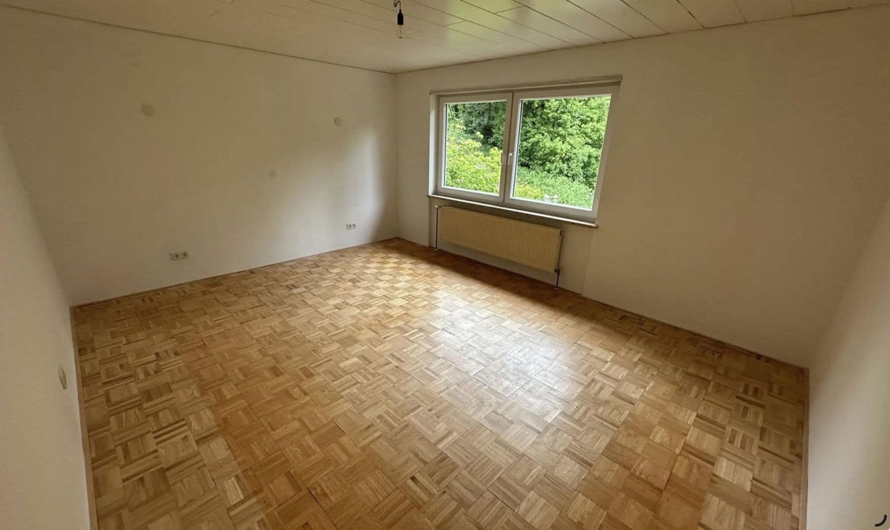 Prodej domu 163 m², pozemek 543 m², Schoppachstr.5, Rehlingen-Siersburg, Země Sársko Prodej domu 163 m², pozemek 543 m², Schoppachstr.5, Rehlingen-Siersburg, Země Sársko
