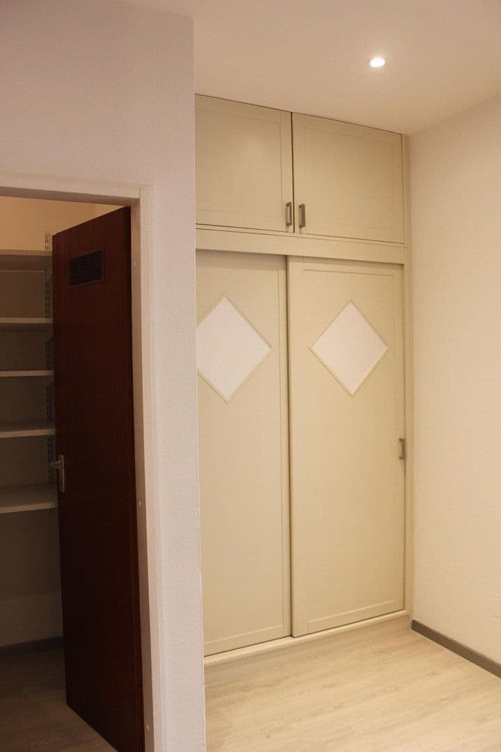 Pronájem bytu 1+kk 48 m², Landsberger Straße 427, München, Bavorsko Pronájem bytu 1+kk 48 m², Landsberger Straße 427, München, Bavorsko