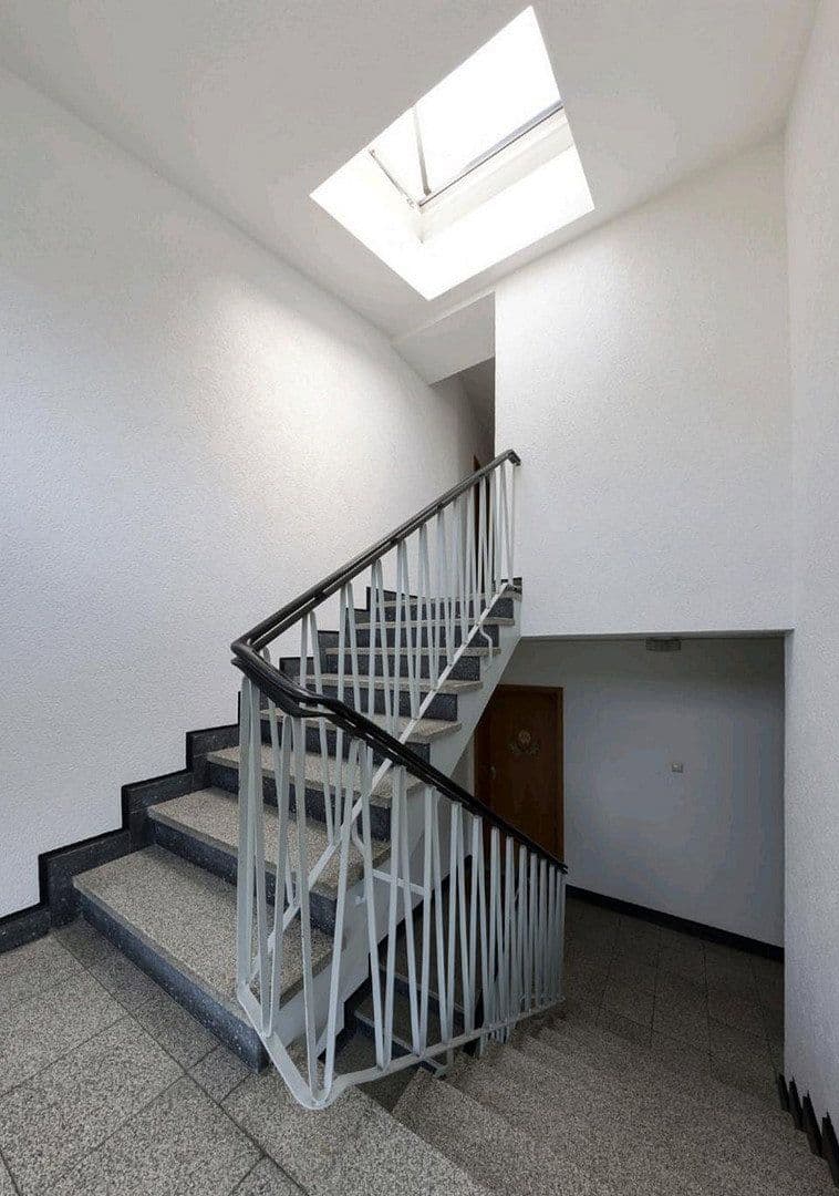 Pronájem bytu 2+1 58 m², Viehhofstraße 55, Wuppertal, Severní Porýní-Vestfálsko Pronájem bytu 2+1 58 m², Viehhofstraße 55, Wuppertal, Severní Porýní-Vestfálsko