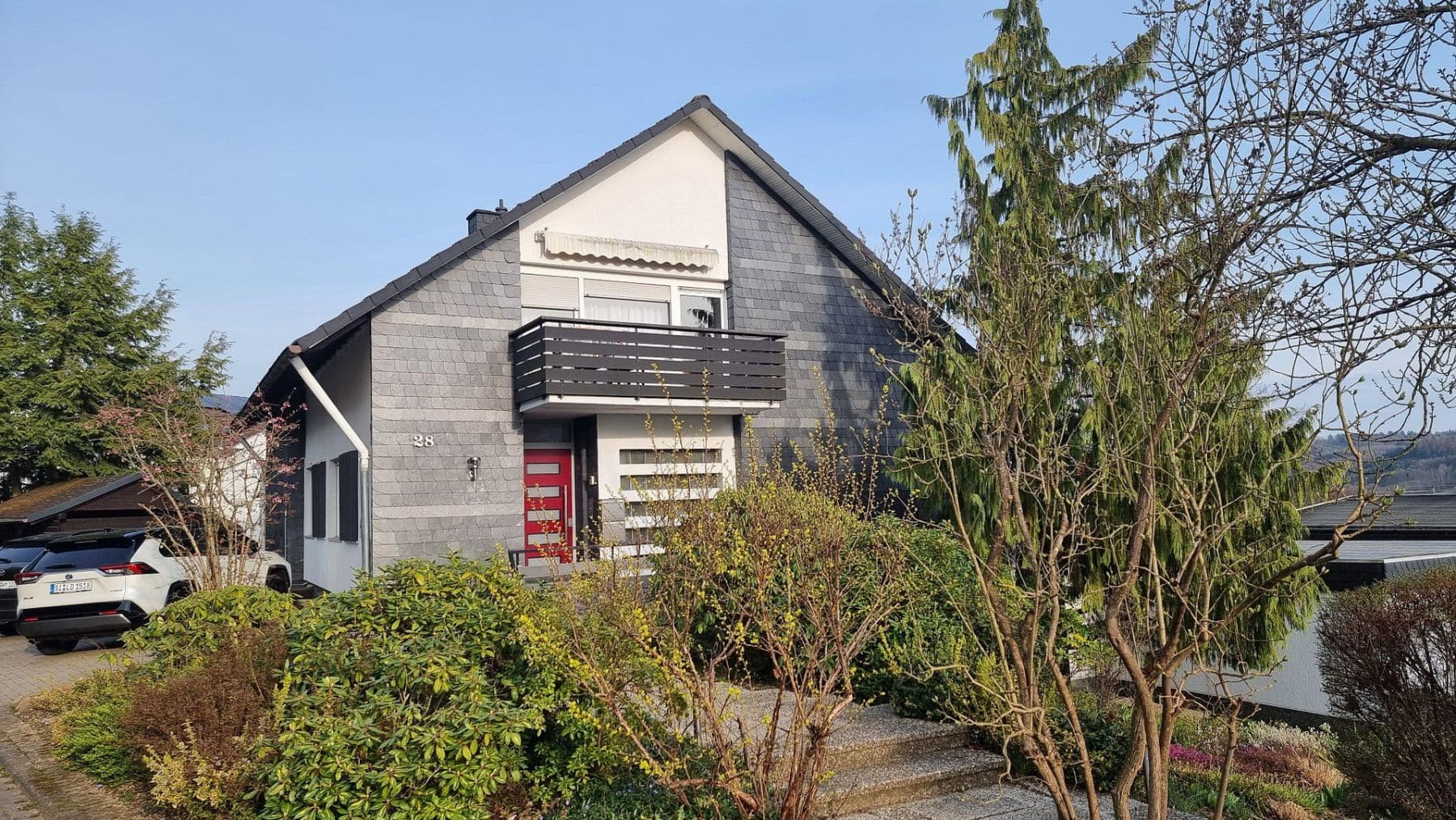 Prodej domu 252 m², pozemek 830 m², Kreuztal, Severní Porýní-Vestfálsko Prodej domu 252 m², pozemek 830 m², Kreuztal, Severní Porýní-Vestfálsko