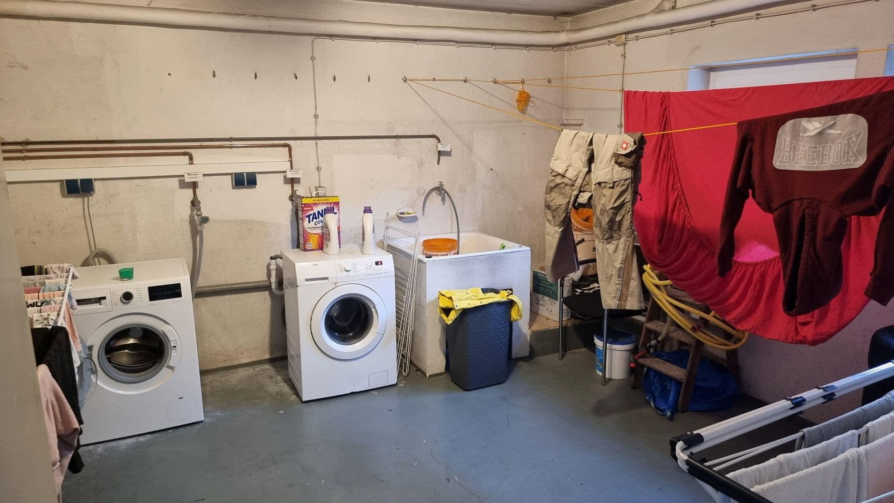 Prodej domu 252 m², pozemek 830 m², Kreuztal, Severní Porýní-Vestfálsko Prodej domu 252 m², pozemek 830 m², Kreuztal, Severní Porýní-Vestfálsko