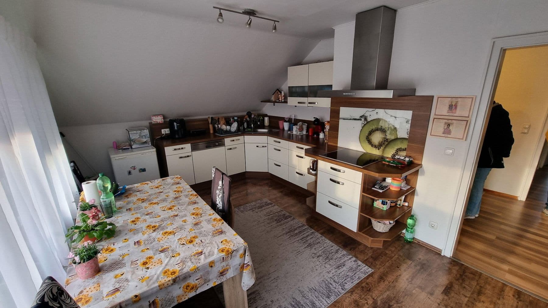 Prodej domu 252 m², pozemek 830 m², Kreuztal, Severní Porýní-Vestfálsko Prodej domu 252 m², pozemek 830 m², Kreuztal, Severní Porýní-Vestfálsko