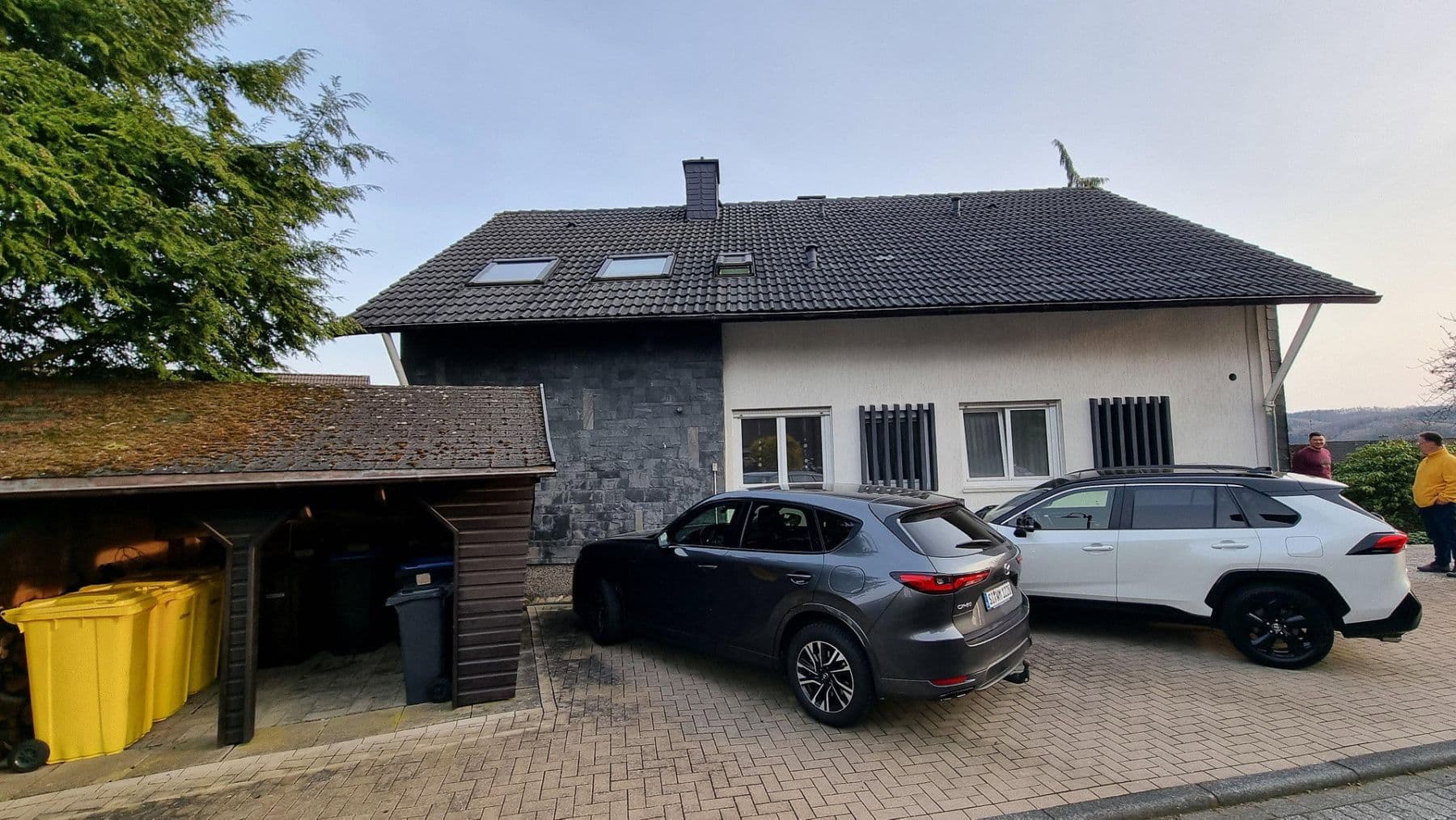 Prodej domu 252 m², pozemek 830 m², Kreuztal, Severní Porýní-Vestfálsko Prodej domu 252 m², pozemek 830 m², Kreuztal, Severní Porýní-Vestfálsko