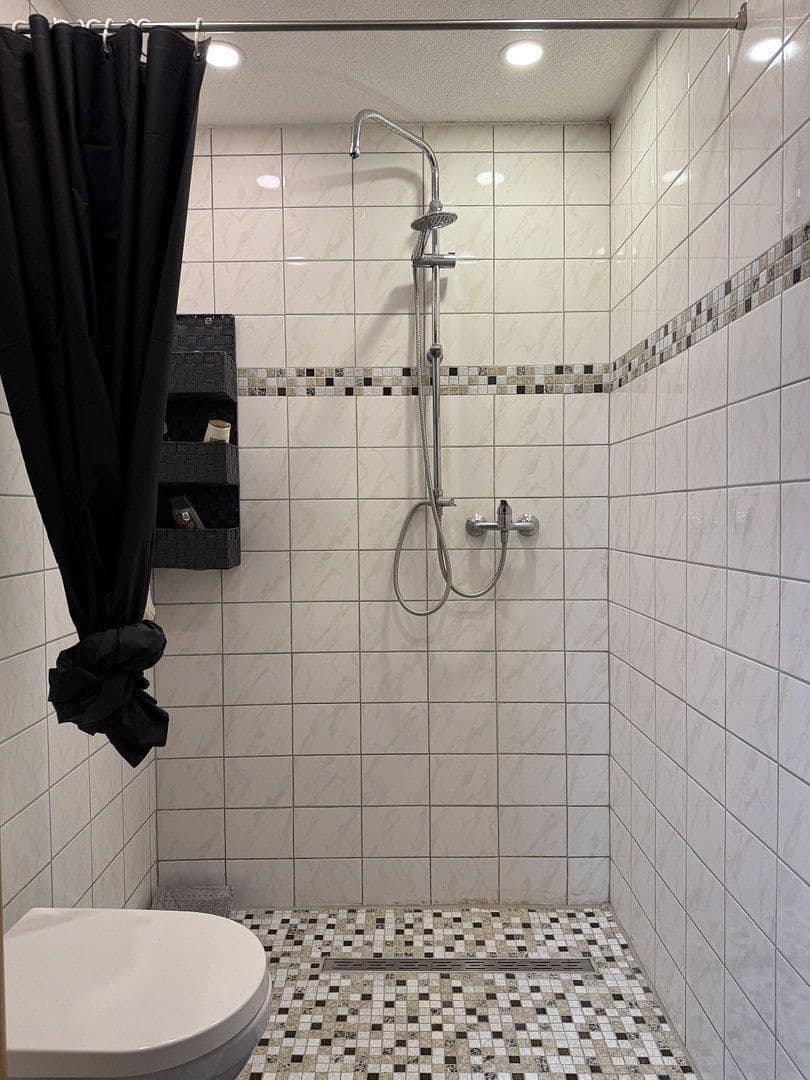 Prodej domu 160 m², pozemek 769 m², Rot am See, Bádensko-Württembersko Prodej domu 160 m², pozemek 769 m², Rot am See, Bádensko-Württembersko