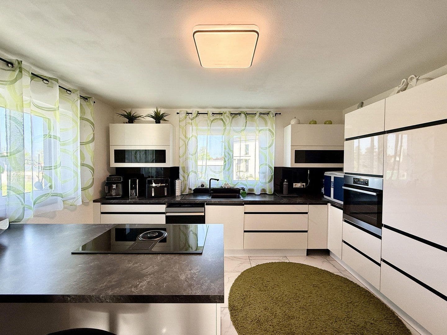 Prodej domu 160 m², pozemek 769 m², Rot am See, Bádensko-Württembersko Prodej domu 160 m², pozemek 769 m², Rot am See, Bádensko-Württembersko