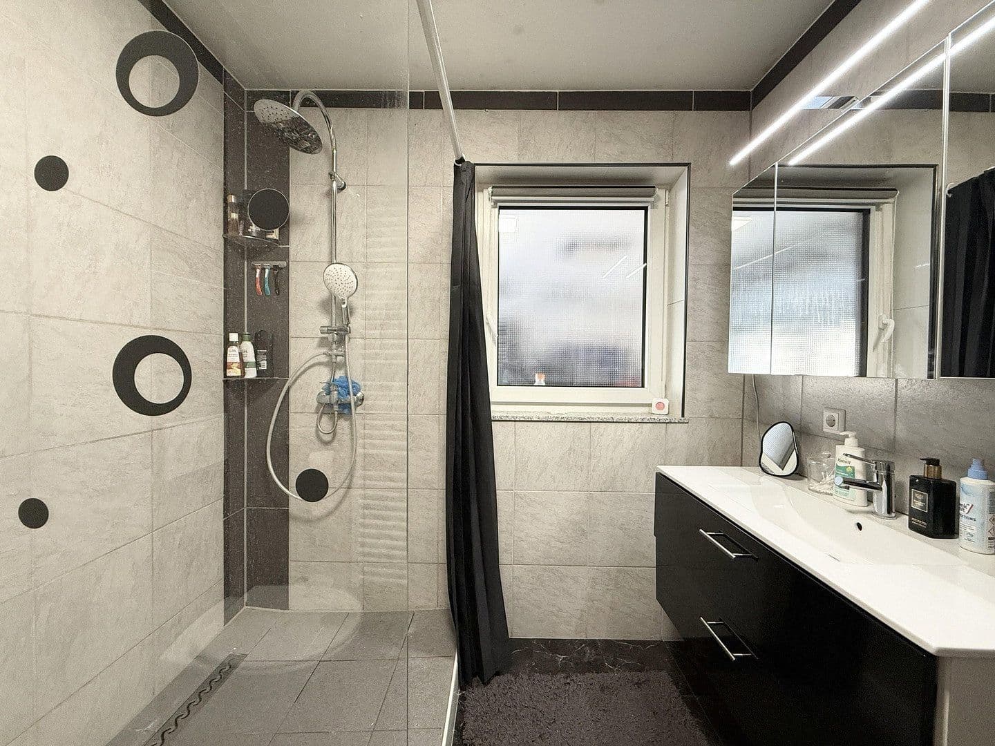 Prodej domu 160 m², pozemek 769 m², Rot am See, Bádensko-Württembersko Prodej domu 160 m², pozemek 769 m², Rot am See, Bádensko-Württembersko