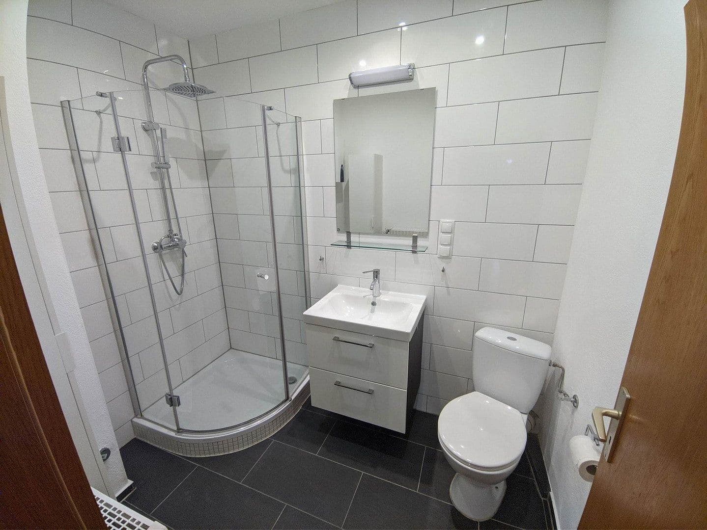 Pronájem bytu 4+1 95 m², Mannheim, Bádensko-Württembersko Pronájem bytu 4+1 95 m², Mannheim, Bádensko-Württembersko