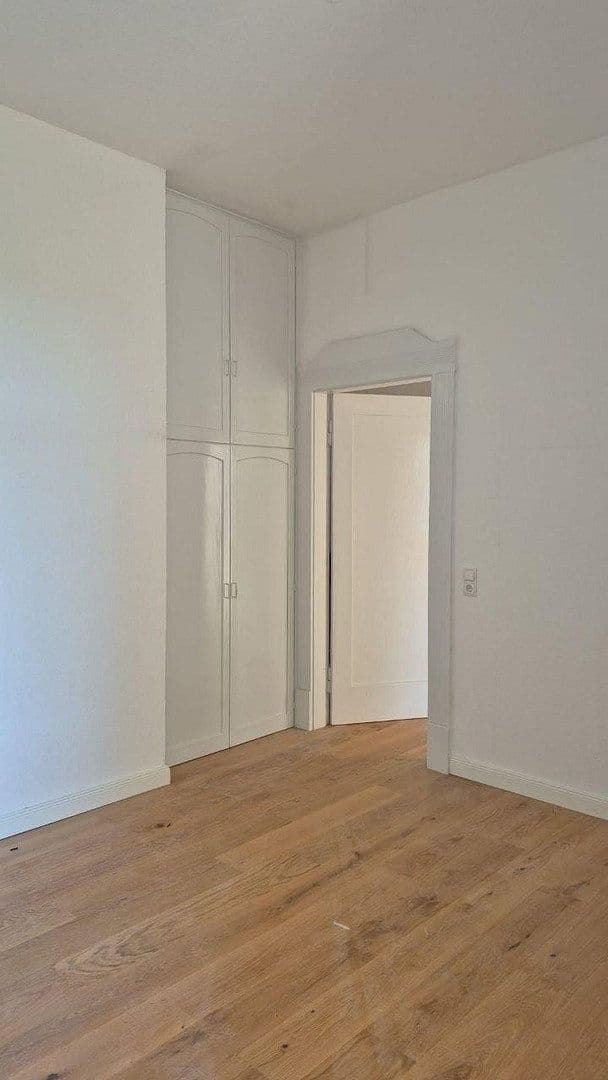 Prodej bytu 4+1 105 m², Albersstraße 10, Bremen, Bremen Prodej bytu 4+1 105 m², Albersstraße 10, Bremen, Bremen