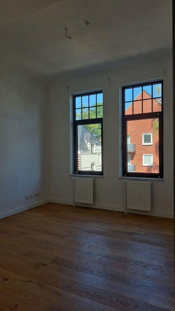 Prodej bytu 4+1 105 m², Albersstraße 10, Bremen, Bremen Prodej bytu 4+1 105 m², Albersstraße 10, Bremen, Bremen