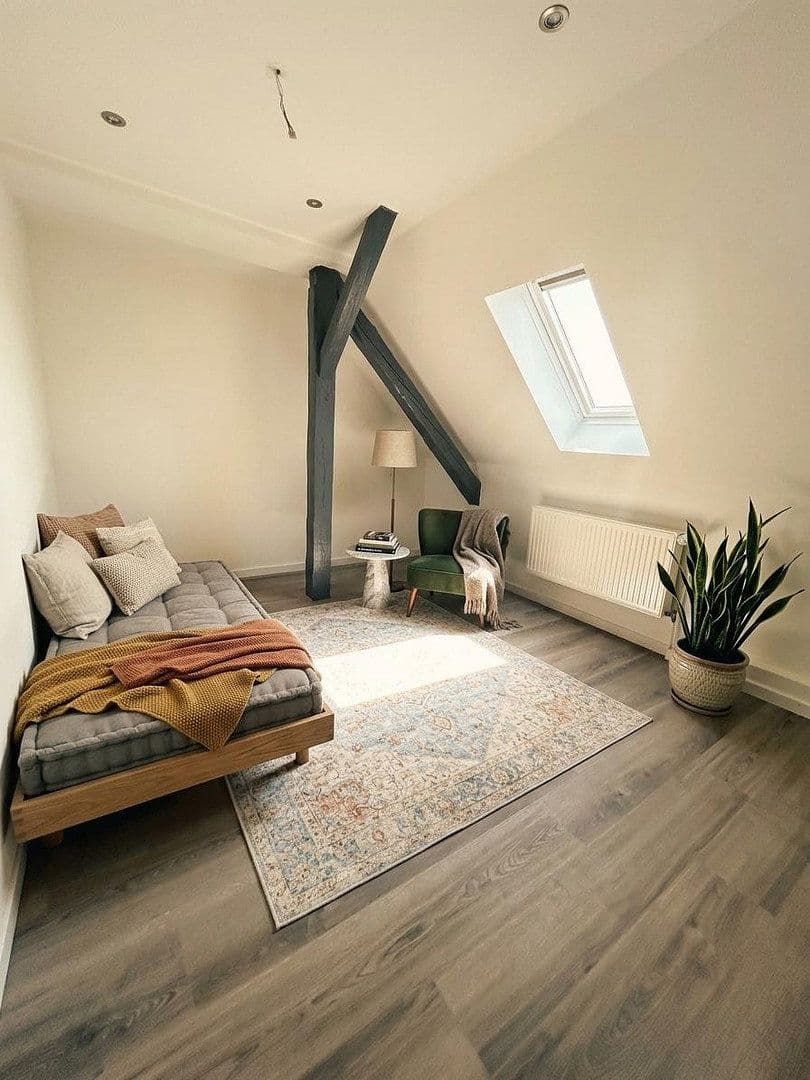 Pronájem bytu 2+1 48 m², Kirchstraße 33, Dessau-Roßlau, Sasko-Anhaltsko Pronájem bytu 2+1 48 m², Kirchstraße 33, Dessau-Roßlau, Sasko-Anhaltsko