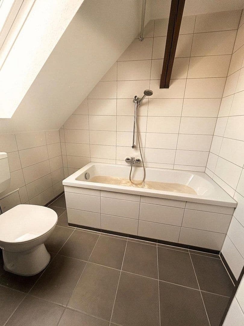 Pronájem bytu 2+1 48 m², Kirchstraße 33, Dessau-Roßlau, Sasko-Anhaltsko Pronájem bytu 2+1 48 m², Kirchstraße 33, Dessau-Roßlau, Sasko-Anhaltsko