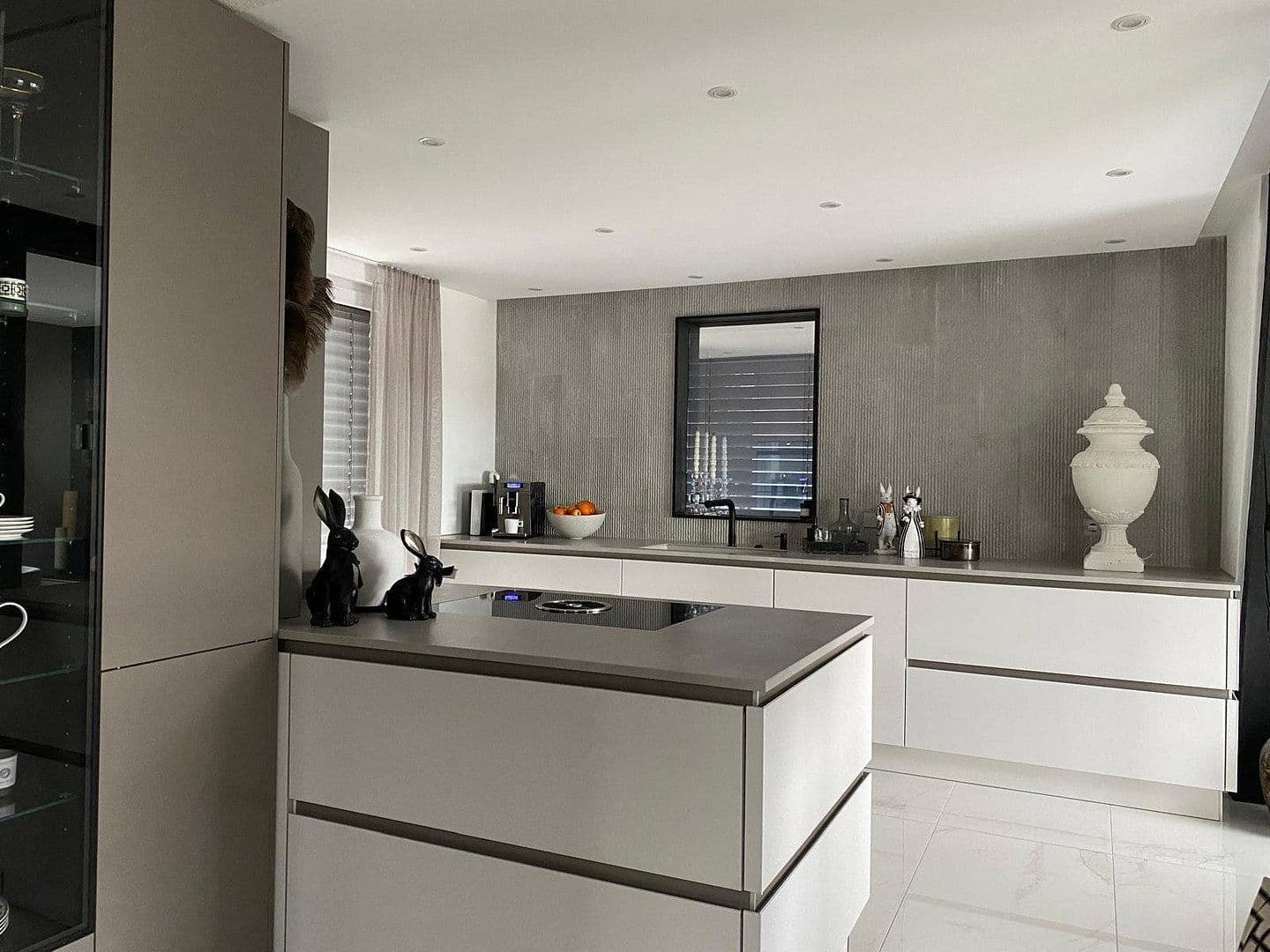 Prodej domu 227 m², pozemek 327 m², Kreuzhaldenstraße 47, Stuttgart, Bádensko-Württembersko Prodej domu 227 m², pozemek 327 m², Kreuzhaldenstraße 47, Stuttgart, Bádensko-Württembersko