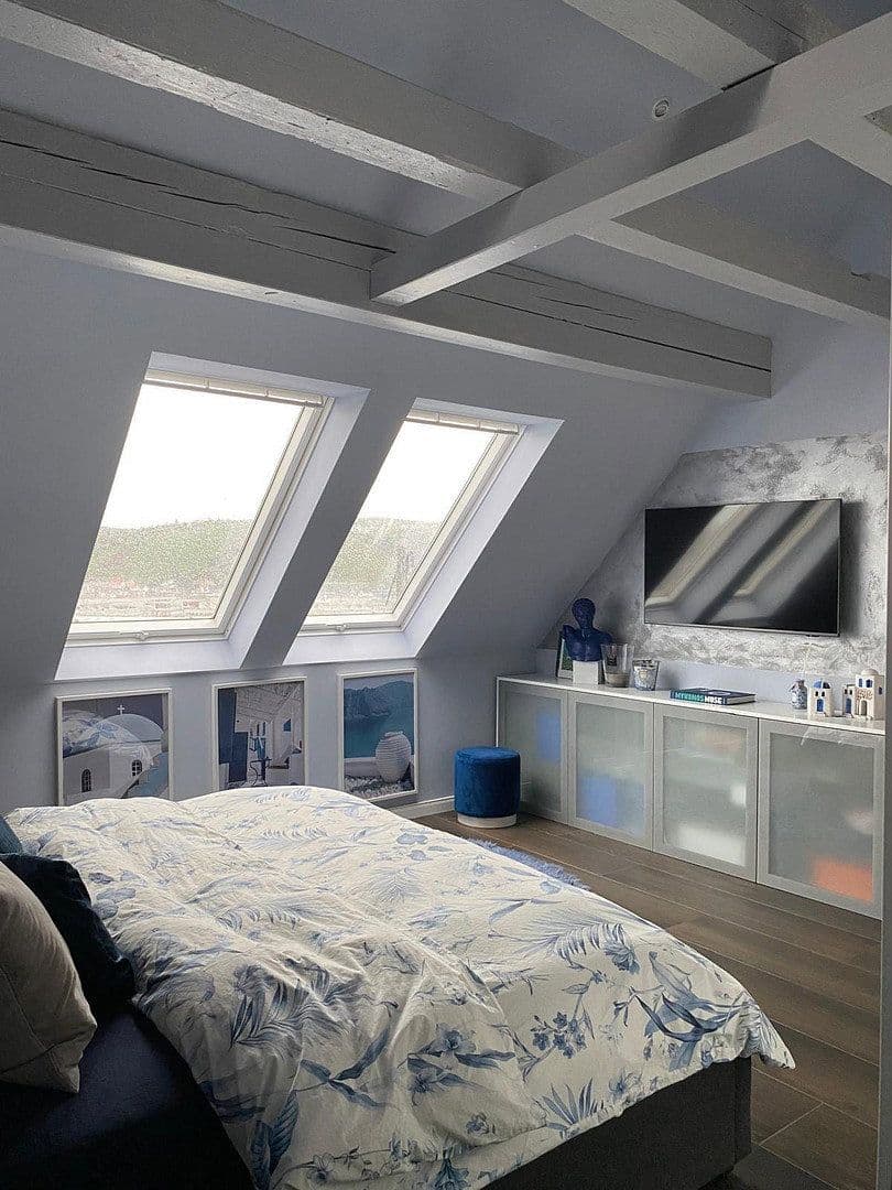 Prodej domu 227 m², pozemek 327 m², Kreuzhaldenstraße 47, Stuttgart, Bádensko-Württembersko Prodej domu 227 m², pozemek 327 m², Kreuzhaldenstraße 47, Stuttgart, Bádensko-Württembersko