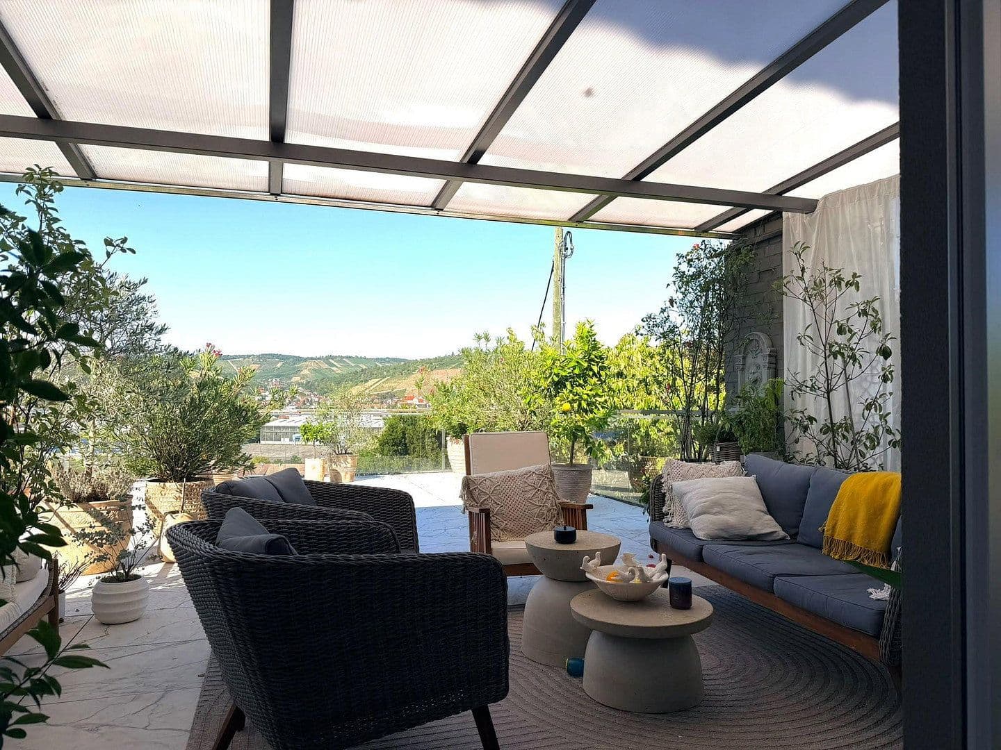 Prodej domu 227 m², pozemek 327 m², Kreuzhaldenstraße 47, Stuttgart, Bádensko-Württembersko Prodej domu 227 m², pozemek 327 m², Kreuzhaldenstraße 47, Stuttgart, Bádensko-Württembersko