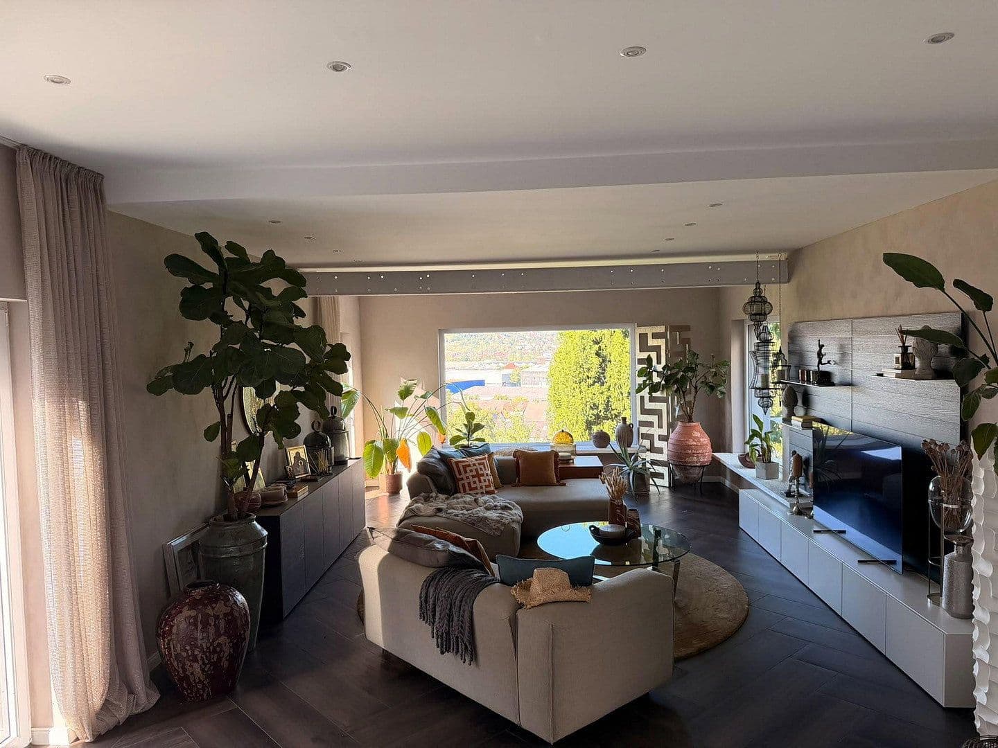 Prodej domu 227 m², pozemek 327 m², Kreuzhaldenstraße 47, Stuttgart, Bádensko-Württembersko Prodej domu 227 m², pozemek 327 m², Kreuzhaldenstraße 47, Stuttgart, Bádensko-Württembersko