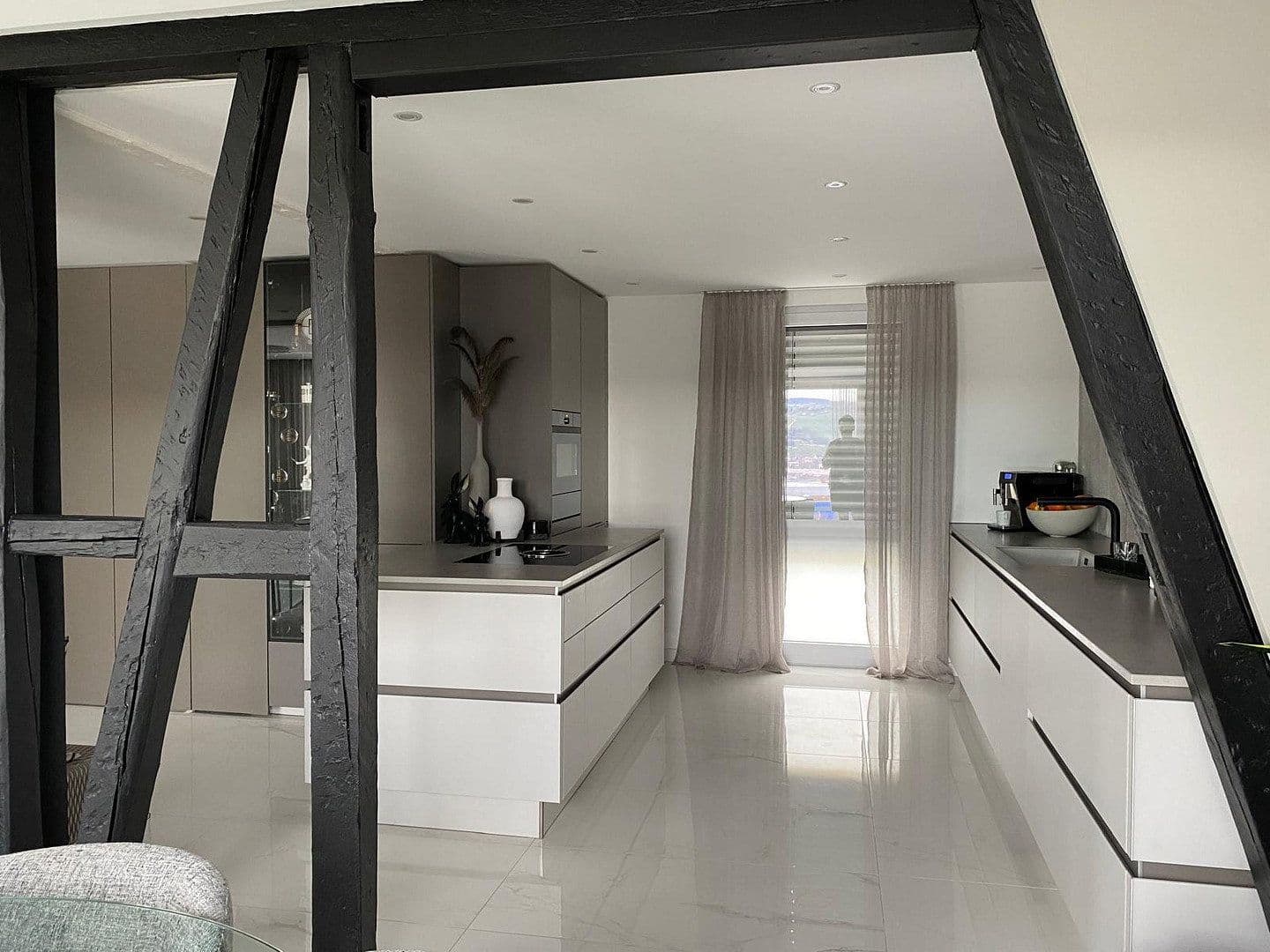 Prodej domu 227 m², pozemek 327 m², Kreuzhaldenstraße 47, Stuttgart, Bádensko-Württembersko Prodej domu 227 m², pozemek 327 m², Kreuzhaldenstraße 47, Stuttgart, Bádensko-Württembersko