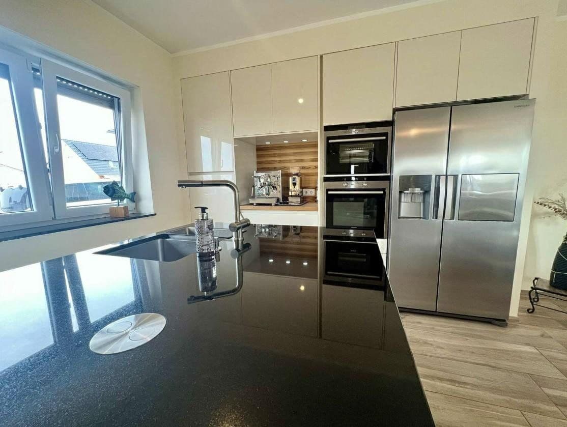 Prodej domu 127 m², pozemek 376 m², Saulheim, Porýní-Falc Prodej domu 127 m², pozemek 376 m², Saulheim, Porýní-Falc