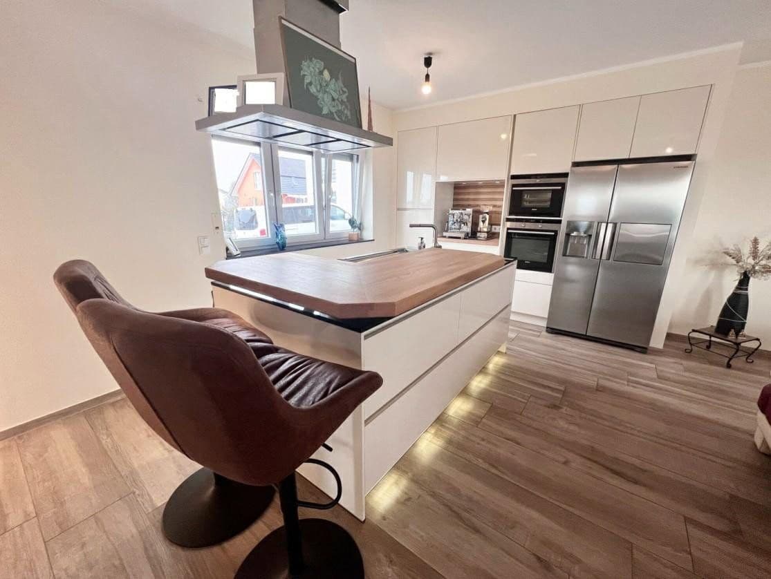 Prodej domu 127 m², pozemek 376 m², Saulheim, Porýní-Falc Prodej domu 127 m², pozemek 376 m², Saulheim, Porýní-Falc