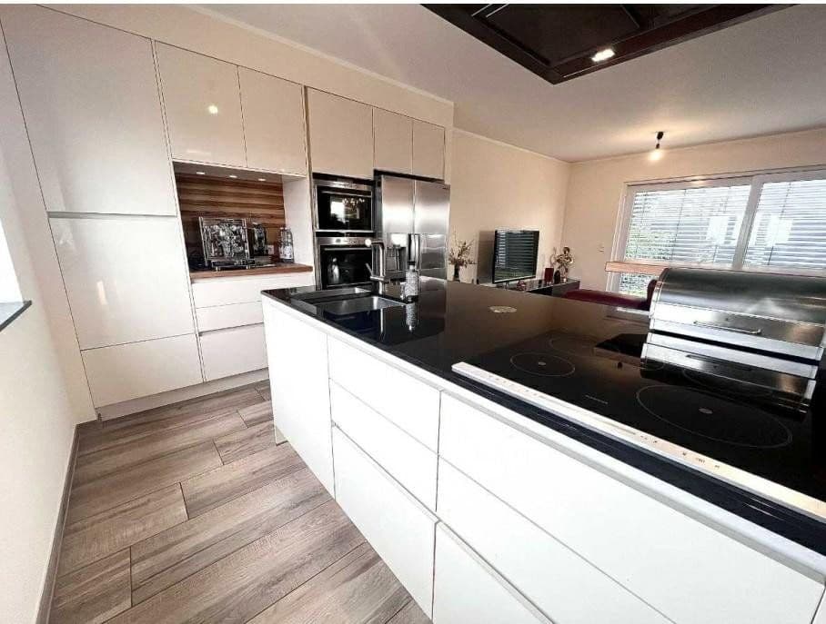 Prodej domu 127 m², pozemek 376 m², Saulheim, Porýní-Falc Prodej domu 127 m², pozemek 376 m², Saulheim, Porýní-Falc