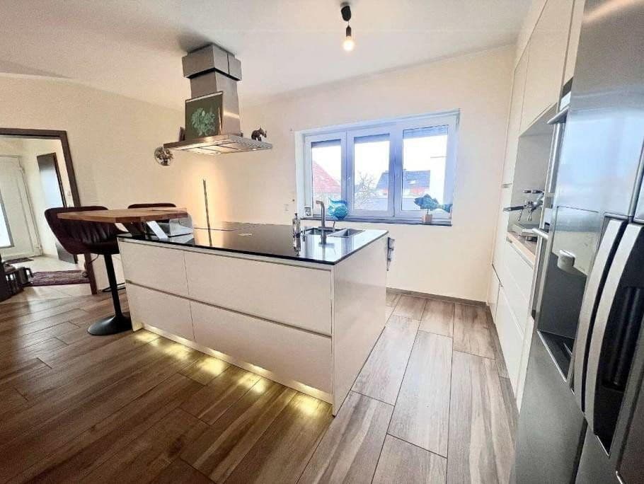 Prodej domu 127 m², pozemek 376 m², Saulheim, Porýní-Falc Prodej domu 127 m², pozemek 376 m², Saulheim, Porýní-Falc