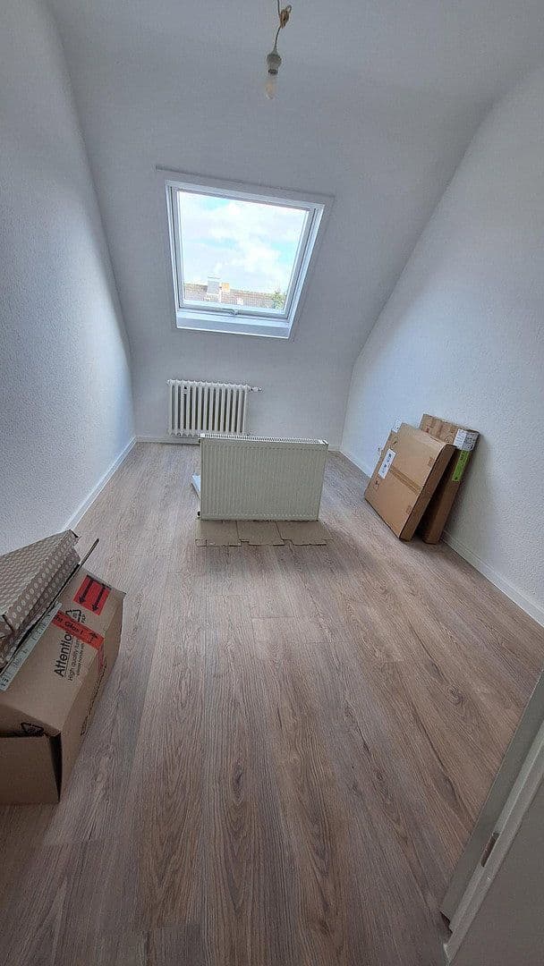 Pronájem domu 96 m², pozemek 399 m², Dormagen, Severní Porýní-Vestfálsko Pronájem domu 96 m², pozemek 399 m², Dormagen, Severní Porýní-Vestfálsko