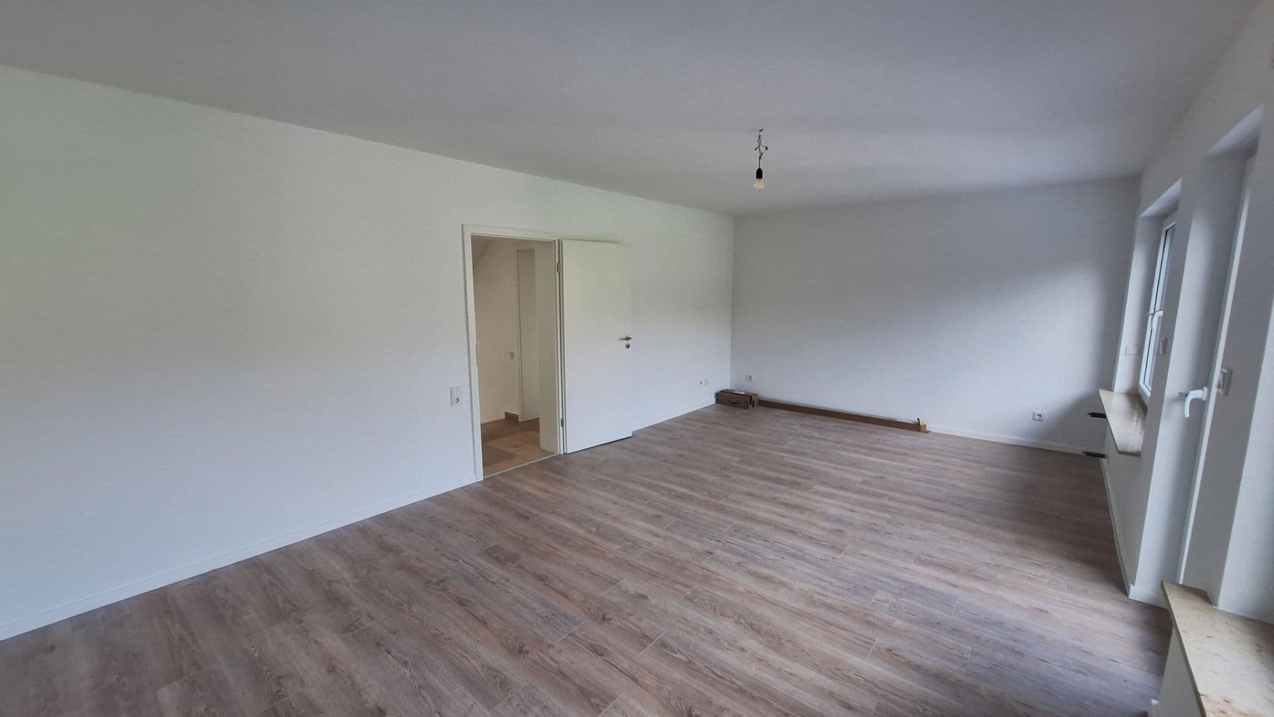 Pronájem domu 96 m², pozemek 399 m², Dormagen, Severní Porýní-Vestfálsko Pronájem domu 96 m², pozemek 399 m², Dormagen, Severní Porýní-Vestfálsko