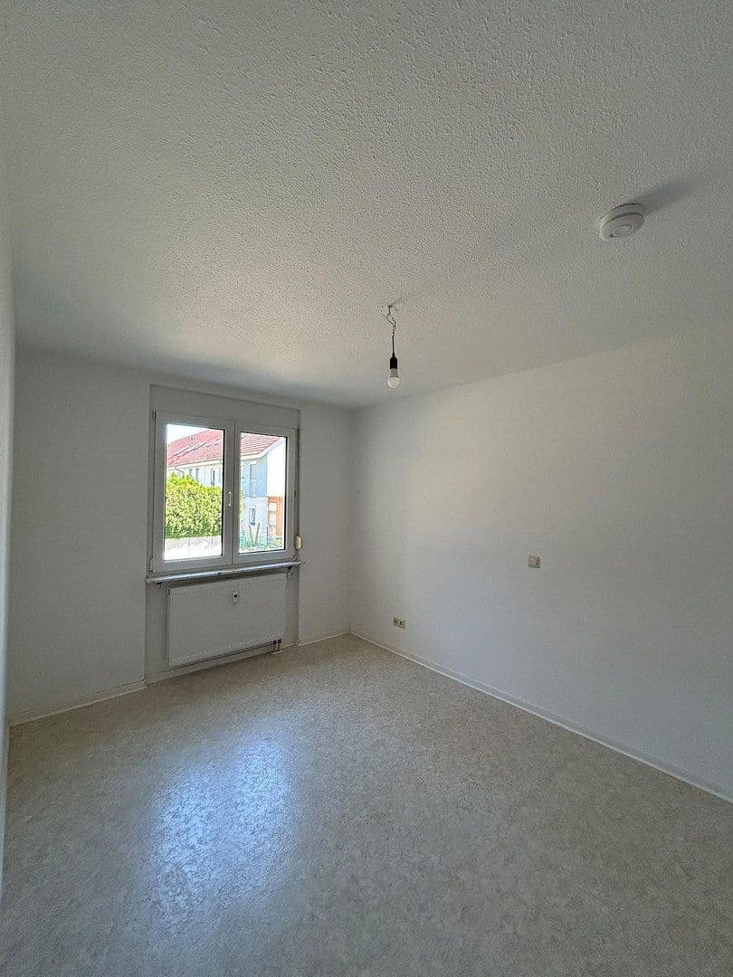 Pronájem bytu 2+1 50 m², Helga-Barth-Str. 7, Bretten, Bádensko-Württembersko Pronájem bytu 2+1 50 m², Helga-Barth-Str. 7, Bretten, Bádensko-Württembersko