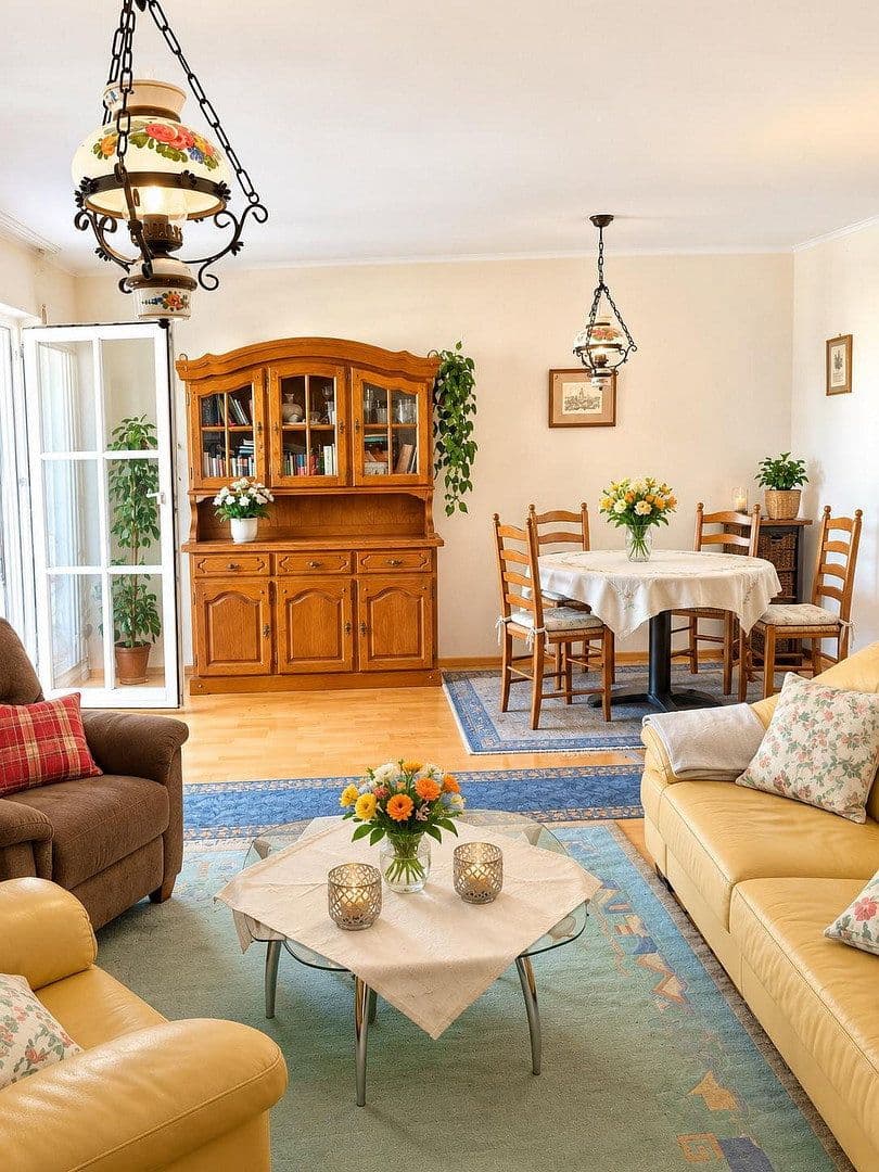 Prodej bytu 3+1 78 m², Uhldingen-Mühlhofen, Bádensko-Württembersko Prodej bytu 3+1 78 m², Uhldingen-Mühlhofen, Bádensko-Württembersko