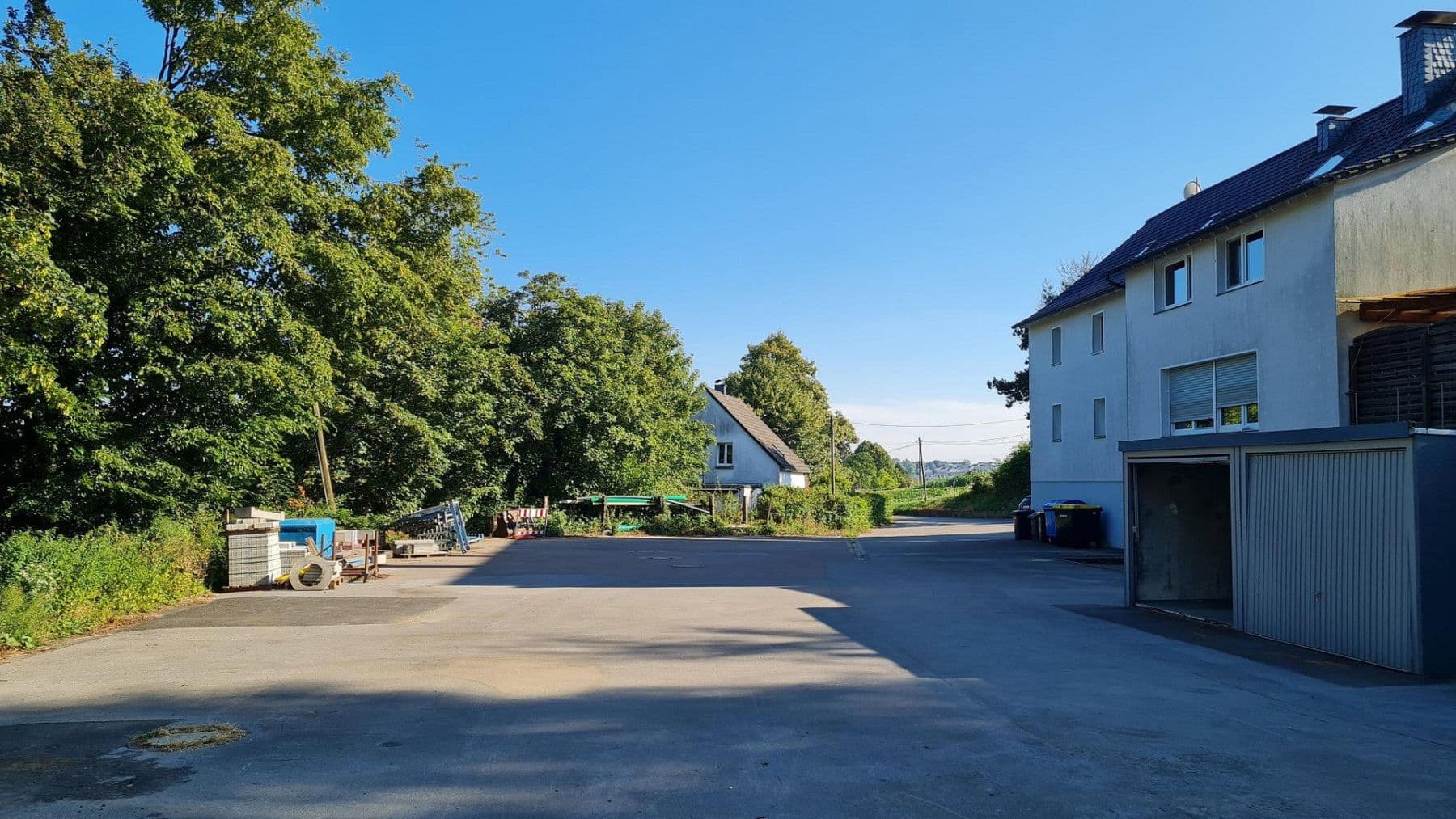 Prodej domu 287 m², pozemek 4.073 m², Velbert, Severní Porýní-Vestfálsko Prodej domu 287 m², pozemek 4.073 m², Velbert, Severní Porýní-Vestfálsko
