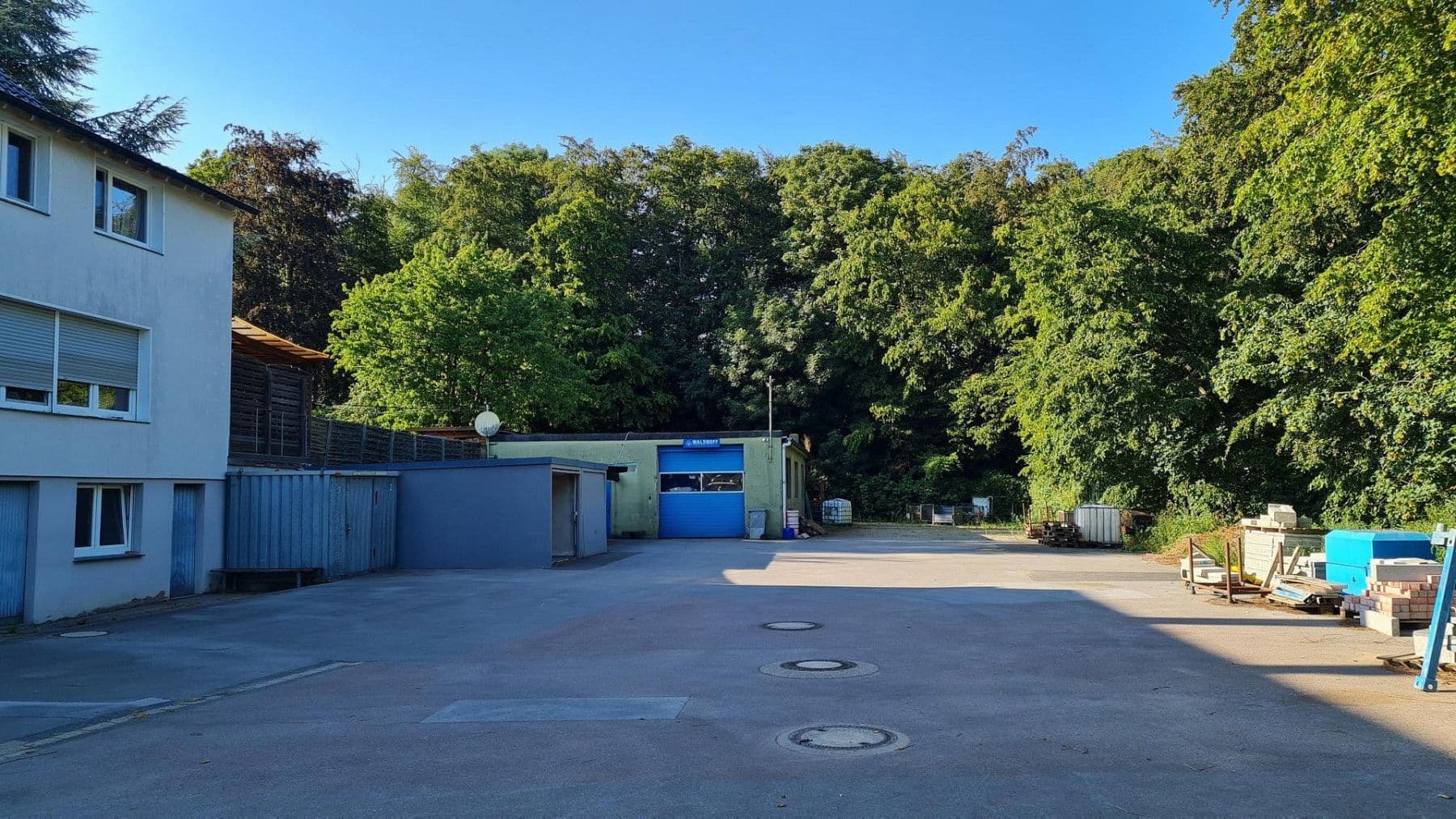 Prodej domu 287 m², pozemek 4.073 m², Velbert, Severní Porýní-Vestfálsko Prodej domu 287 m², pozemek 4.073 m², Velbert, Severní Porýní-Vestfálsko