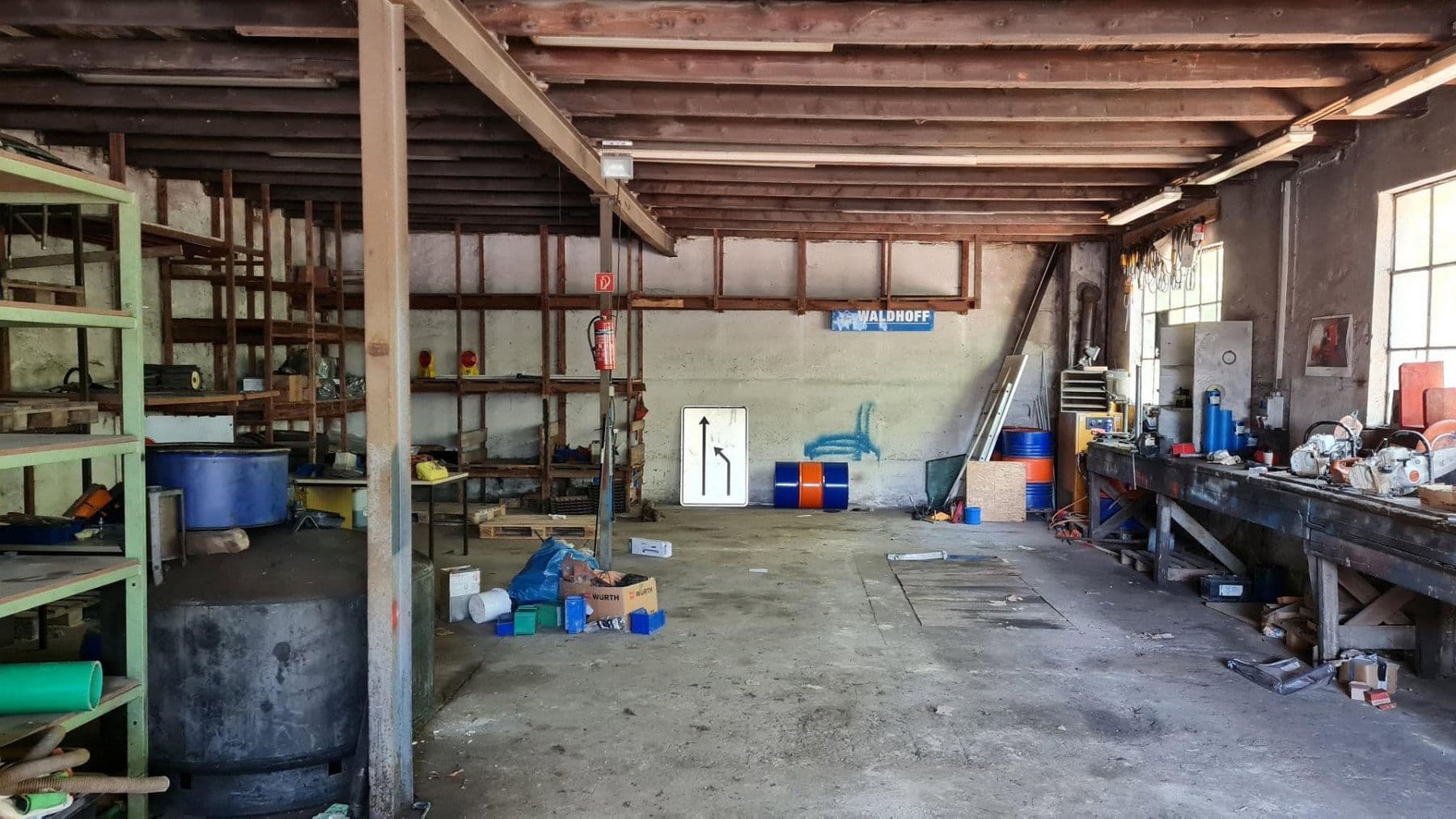 Prodej domu 287 m², pozemek 4.073 m², Velbert, Severní Porýní-Vestfálsko Prodej domu 287 m², pozemek 4.073 m², Velbert, Severní Porýní-Vestfálsko