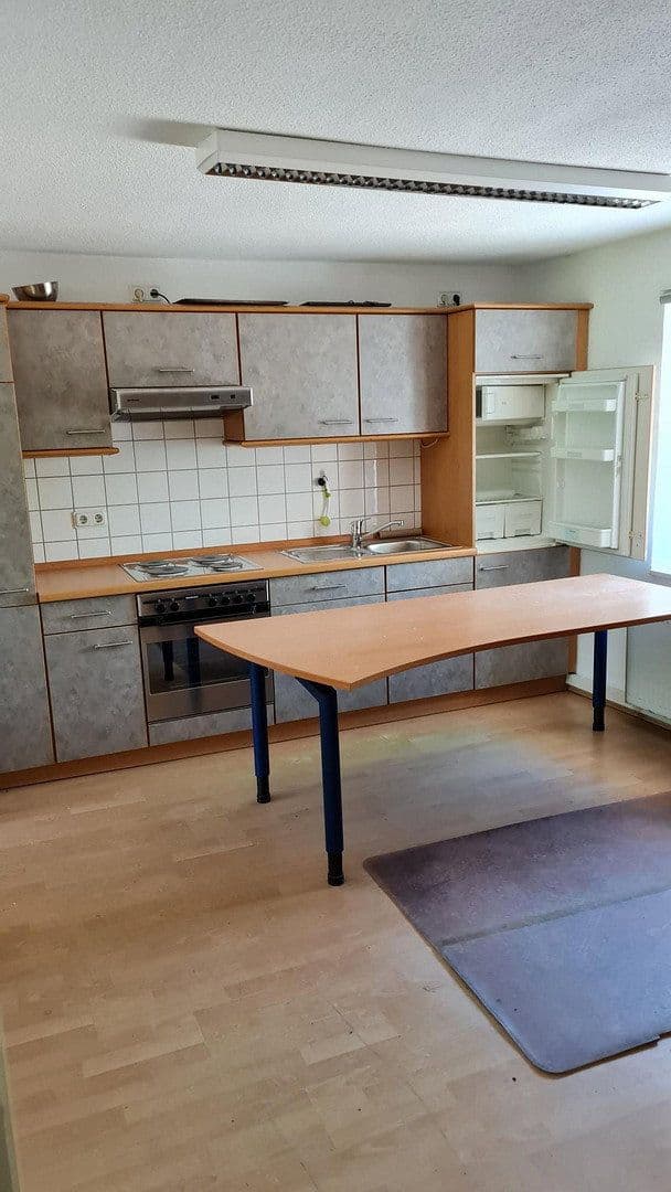 Prodej domu 287 m², pozemek 4.073 m², Velbert, Severní Porýní-Vestfálsko Prodej domu 287 m², pozemek 4.073 m², Velbert, Severní Porýní-Vestfálsko
