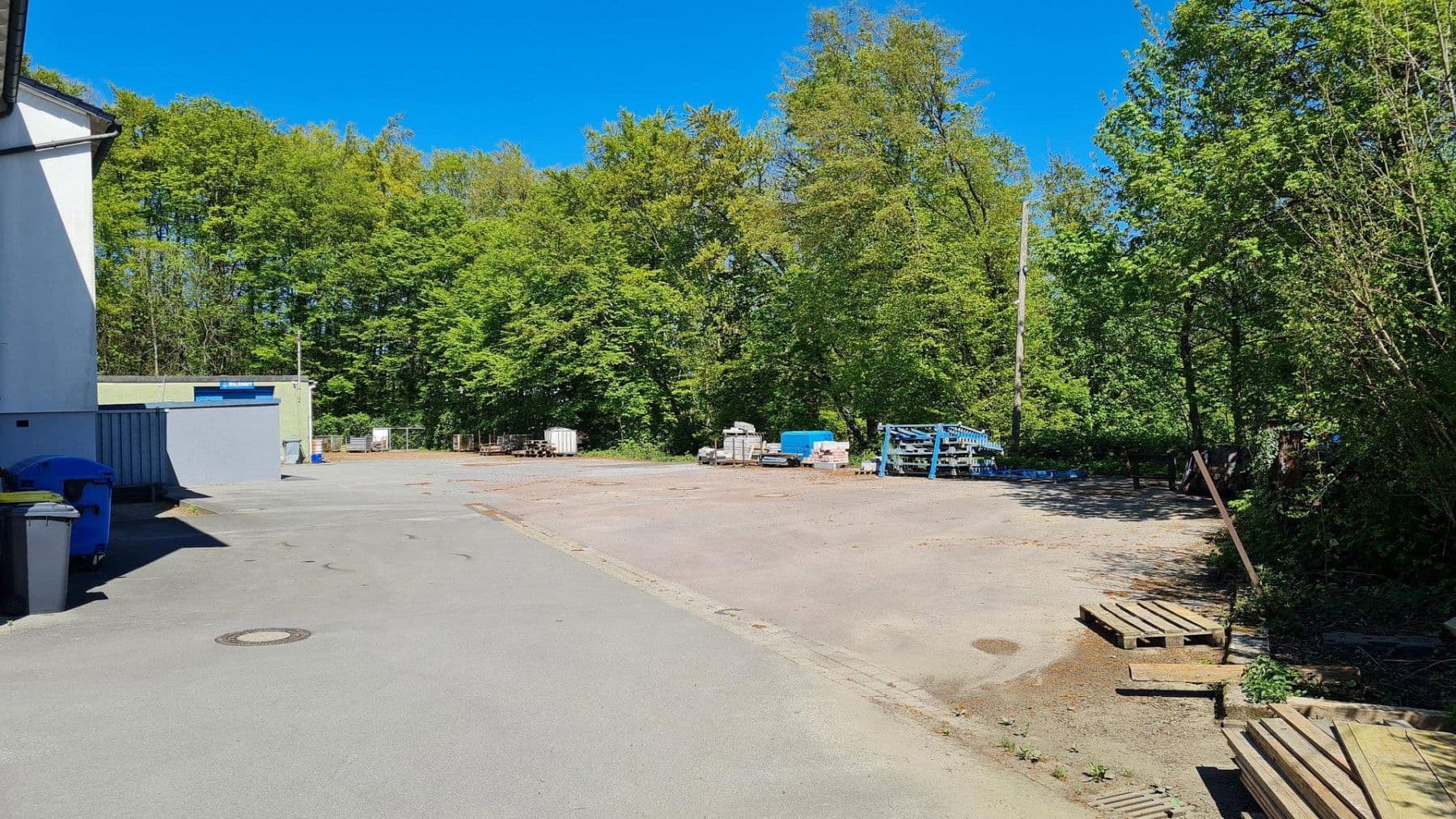 Prodej domu 287 m², pozemek 4.073 m², Velbert, Severní Porýní-Vestfálsko Prodej domu 287 m², pozemek 4.073 m², Velbert, Severní Porýní-Vestfálsko