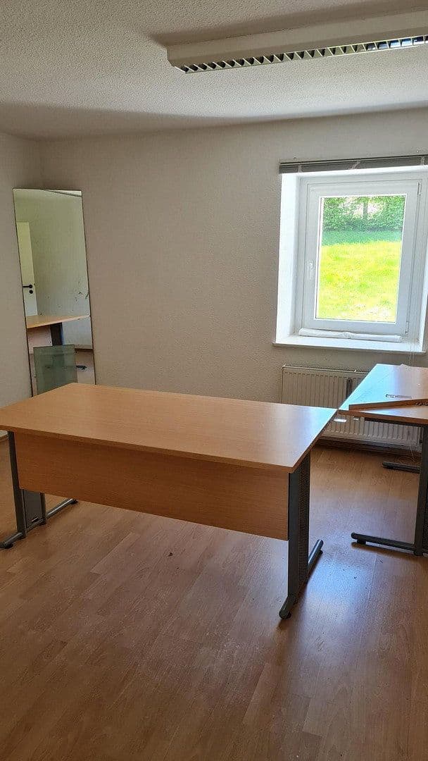Prodej domu 287 m², pozemek 4.073 m², Velbert, Severní Porýní-Vestfálsko Prodej domu 287 m², pozemek 4.073 m², Velbert, Severní Porýní-Vestfálsko