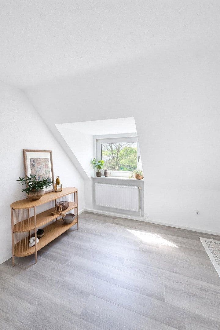 Prodej bytu 3+kk 72 m², Herne, Severní Porýní-Vestfálsko Prodej bytu 3+kk 72 m², Herne, Severní Porýní-Vestfálsko