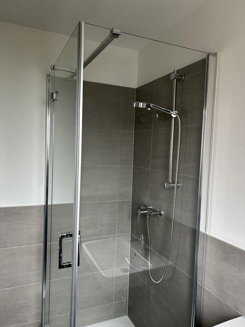 Prodej bytu 2+1 61 m², Sibeliusweg 22, Hannover, Dolní Sasko Prodej bytu 2+1 61 m², Sibeliusweg 22, Hannover, Dolní Sasko