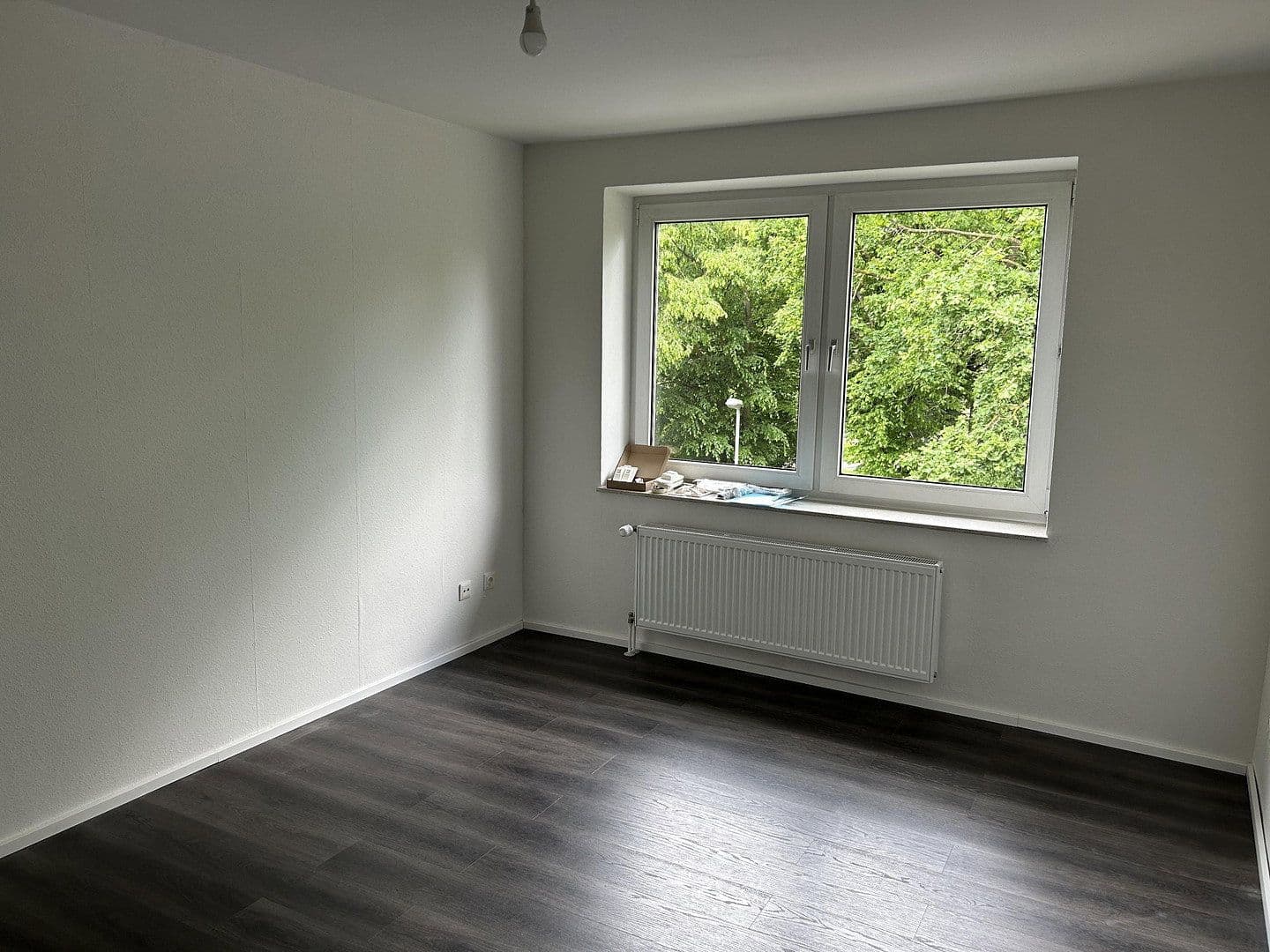 Prodej bytu 2+1 61 m², Sibeliusweg 22, Hannover, Dolní Sasko Prodej bytu 2+1 61 m², Sibeliusweg 22, Hannover, Dolní Sasko