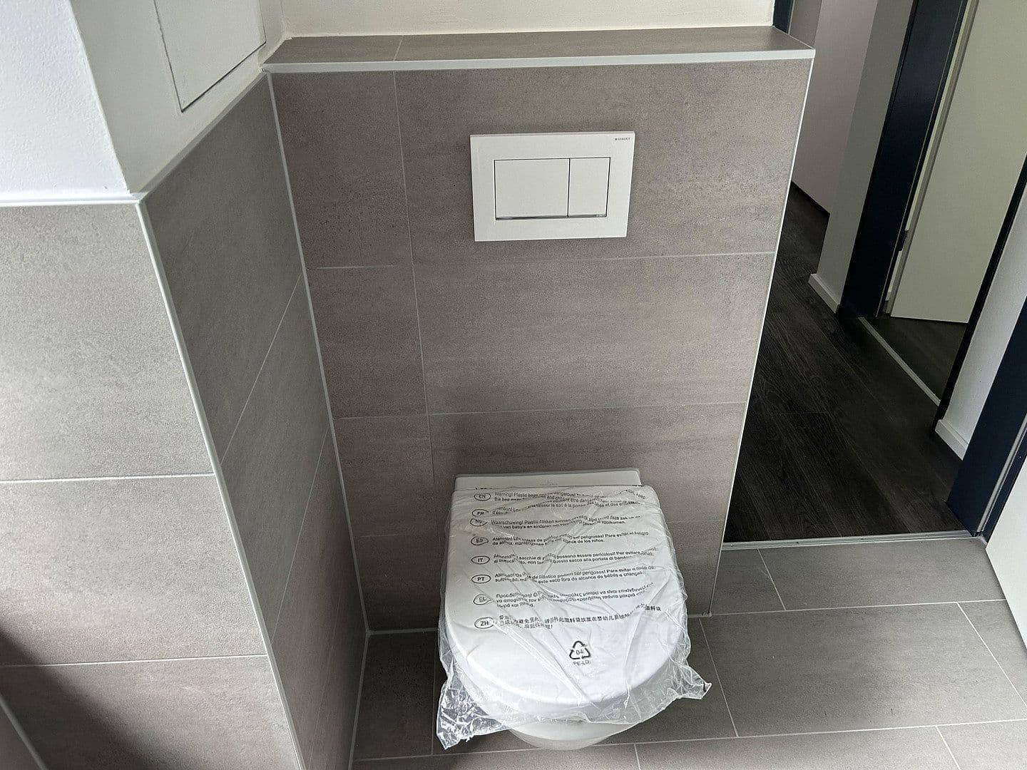 Prodej bytu 2+1 61 m², Sibeliusweg 22, Hannover, Dolní Sasko Prodej bytu 2+1 61 m², Sibeliusweg 22, Hannover, Dolní Sasko
