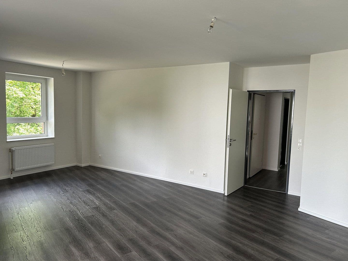 Prodej bytu 2+1 61 m², Sibeliusweg 22, Hannover, Dolní Sasko Prodej bytu 2+1 61 m², Sibeliusweg 22, Hannover, Dolní Sasko