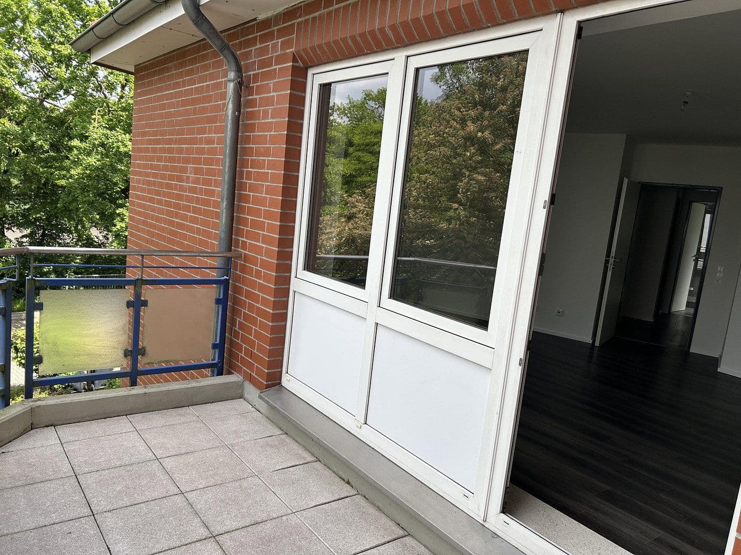 Prodej bytu 2+1 61 m², Sibeliusweg 22, Hannover, Dolní Sasko Prodej bytu 2+1 61 m², Sibeliusweg 22, Hannover, Dolní Sasko