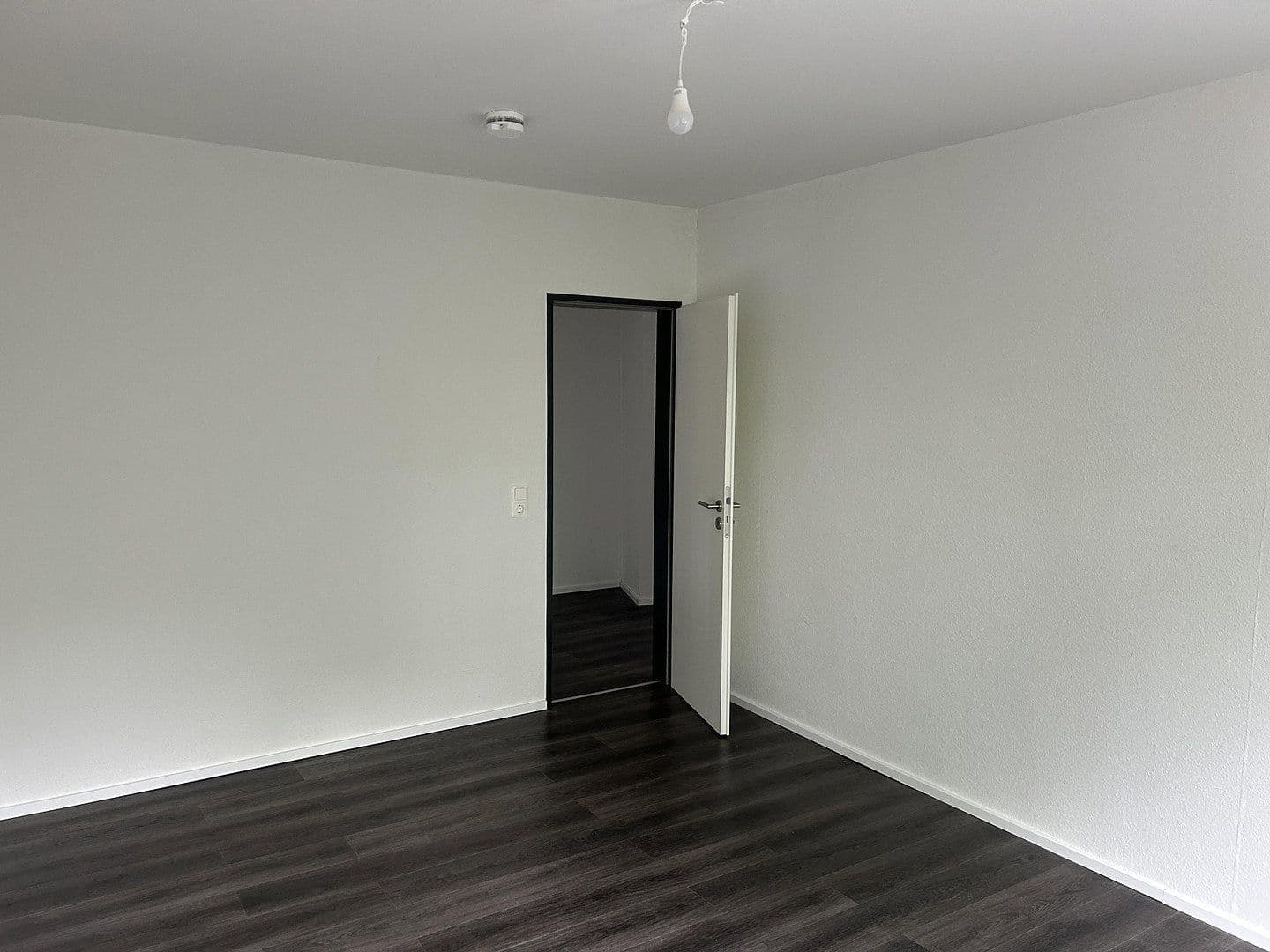 Prodej bytu 2+1 61 m², Sibeliusweg 22, Hannover, Dolní Sasko Prodej bytu 2+1 61 m², Sibeliusweg 22, Hannover, Dolní Sasko