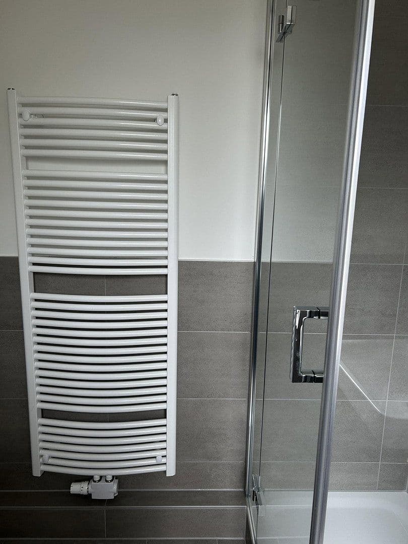 Prodej bytu 2+1 61 m², Sibeliusweg 22, Hannover, Dolní Sasko Prodej bytu 2+1 61 m², Sibeliusweg 22, Hannover, Dolní Sasko