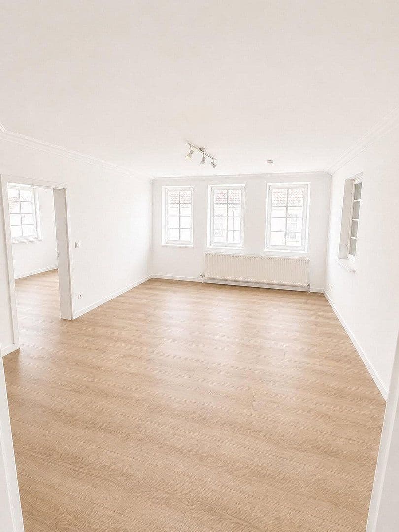 Pronájem bytu 3+1 64 m², Hechingen, Bádensko-Württembersko Pronájem bytu 3+1 64 m², Hechingen, Bádensko-Württembersko