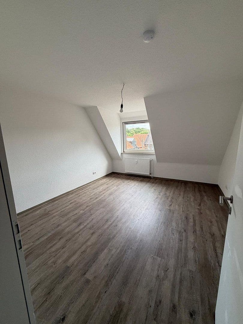 Pronájem bytu 4+1 82 m², Bauernstraße 2, Cremlingen, Dolní Sasko Pronájem bytu 4+1 82 m², Bauernstraße 2, Cremlingen, Dolní Sasko