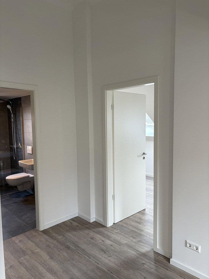 Pronájem bytu 2+1 70 m², Kienhorststraße, Berlin, Berlín Pronájem bytu 2+1 70 m², Kienhorststraße, Berlin, Berlín