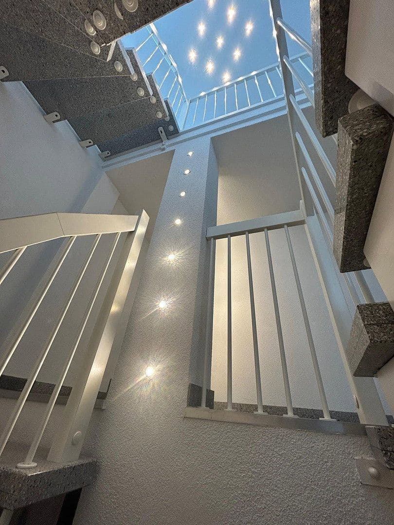 Pronájem bytu 2+kk 80 m², Schauenburgstr. 23, Dossenheim, Bádensko-Württembersko Pronájem bytu 2+kk 80 m², Schauenburgstr. 23, Dossenheim, Bádensko-Württembersko