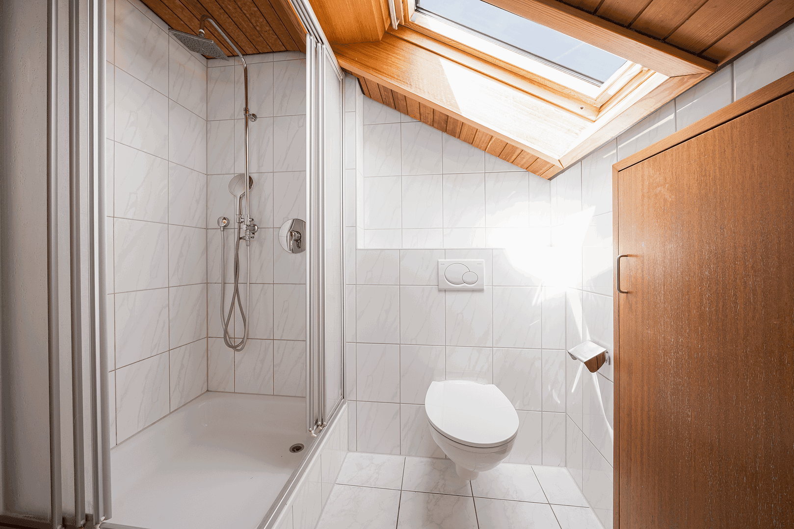 Prodej domu 148 m², pozemek 221 m², Steinheim an der Murr, Bádensko-Württembersko Prodej domu 148 m², pozemek 221 m², Steinheim an der Murr, Bádensko-Württembersko
